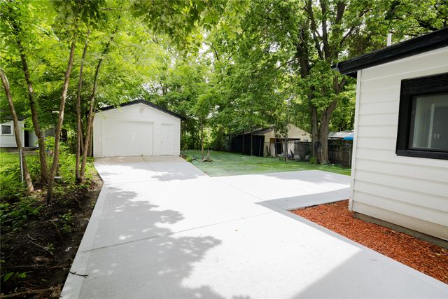 3402 Arthur Avenue, Des Moines, IA 50317
