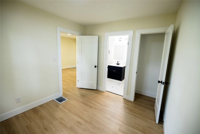 3402 Arthur Avenue, Des Moines, IA 50317