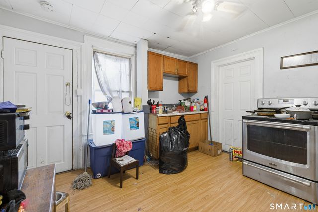 16 Highland Avenue, Waterbury, CT 06708