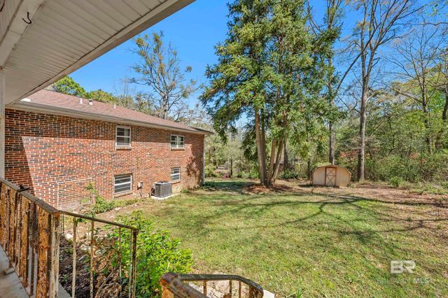 5225 PERSONS Drive, Mobile, AL 36618