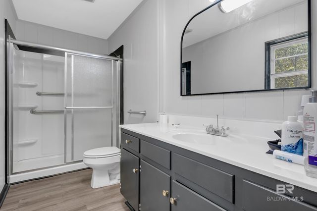 5225 PERSONS Drive, Mobile, AL 36618