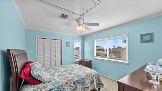 1210 Island Drive, Dickinson, TX 77539