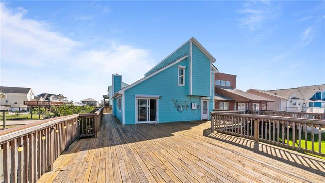 1210 Island Drive, Dickinson, TX 77539