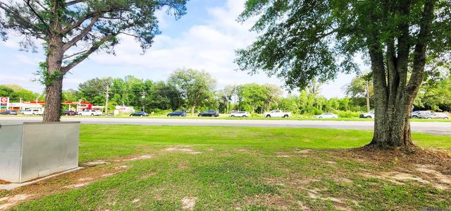 9442 Hooper Rd, Baton Rouge, LA 70818