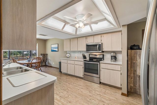 8300 N PICKINZ WAY, Citrus Springs, FL 34433