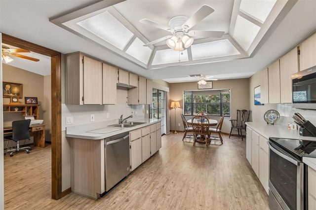 8300 N PICKINZ WAY, Citrus Springs, FL 34433