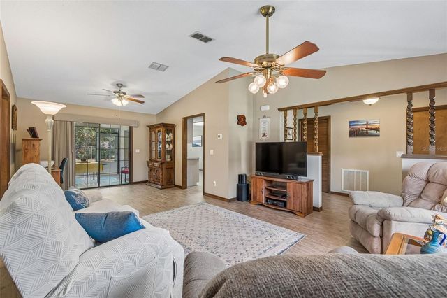 8300 N PICKINZ WAY, Citrus Springs, FL 34433