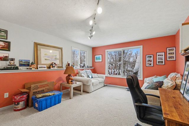 1087 Barrington Nw, City Of Walker, MI 49534