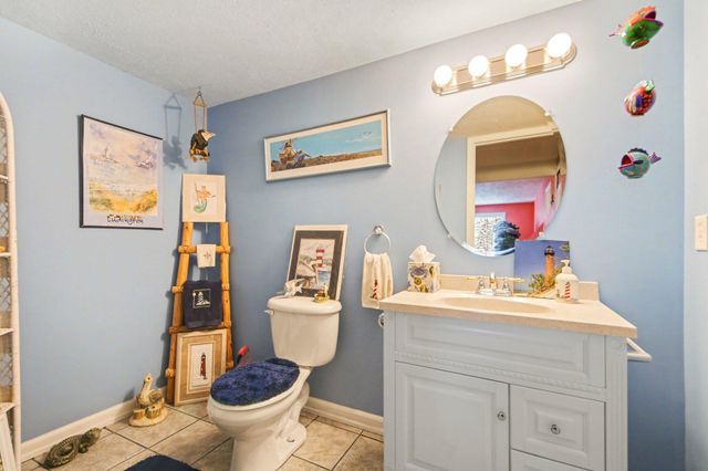 1087 Barrington Nw, City Of Walker, MI 49534