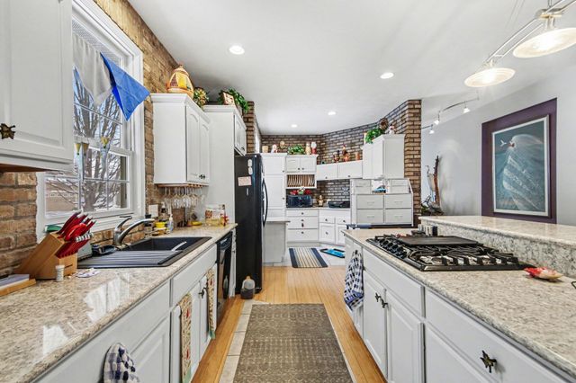 1087 Barrington Nw, City Of Walker, MI 49534