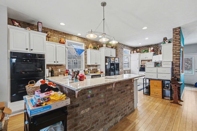 1087 Barrington Nw, City Of Walker, MI 49534