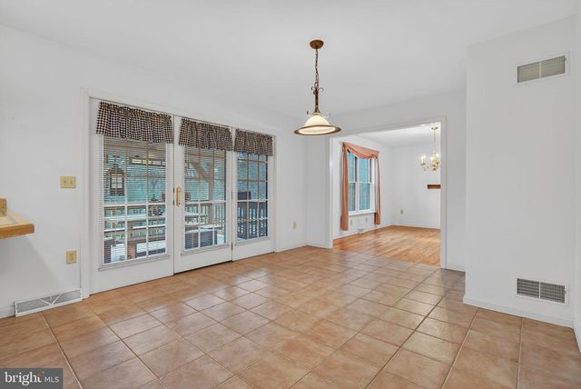 817 AARONS LN, Manheim, PA 17545