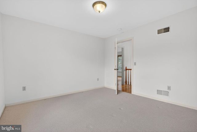 817 AARONS LN, Manheim, PA 17545