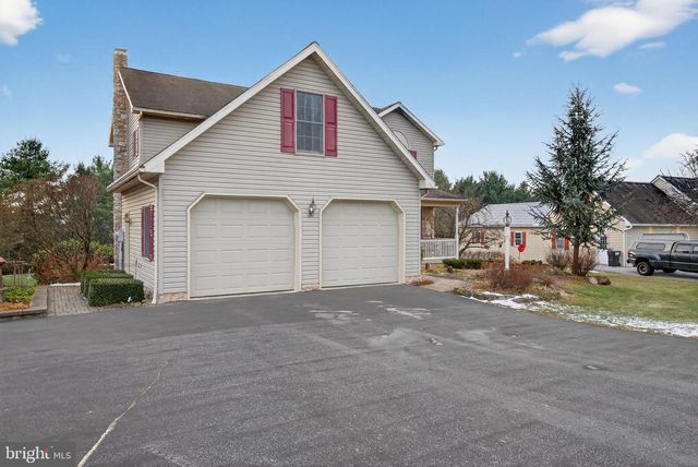 817 AARONS LN, Manheim, PA 17545