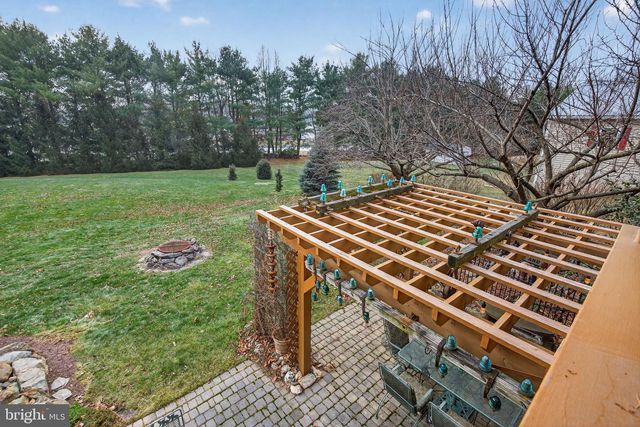 817 AARONS LN, Manheim, PA 17545