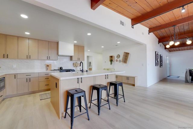 1744 Law Street, San Diego, CA 92109
