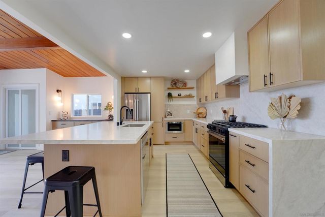 1744 Law Street, San Diego, CA 92109