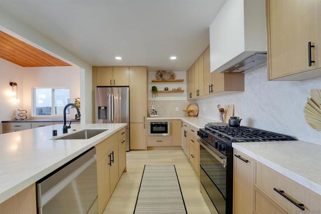 1744 Law Street, San Diego, CA 92109