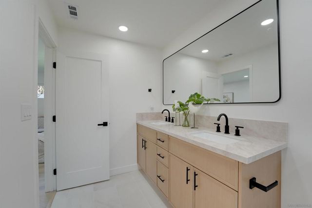 1744 Law Street, San Diego, CA 92109