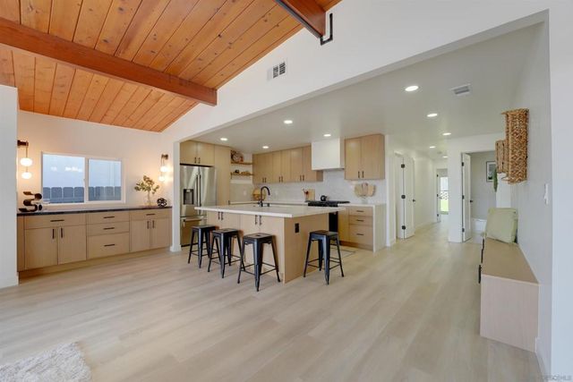 1744 Law Street, San Diego, CA 92109