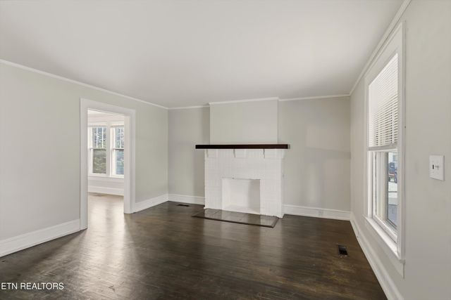 727 E Scott Ave, Knoxville, TN 37917