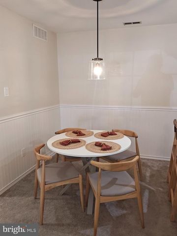 655 YORKSHIRE CT, Sewell, NJ 08080