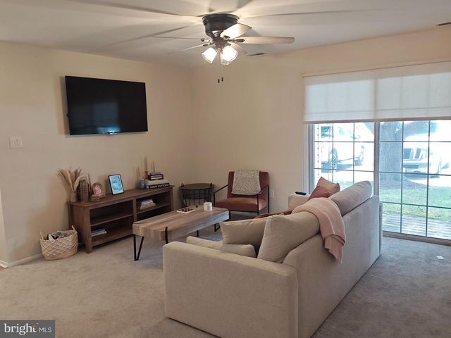 655 YORKSHIRE CT, Sewell, NJ 08080