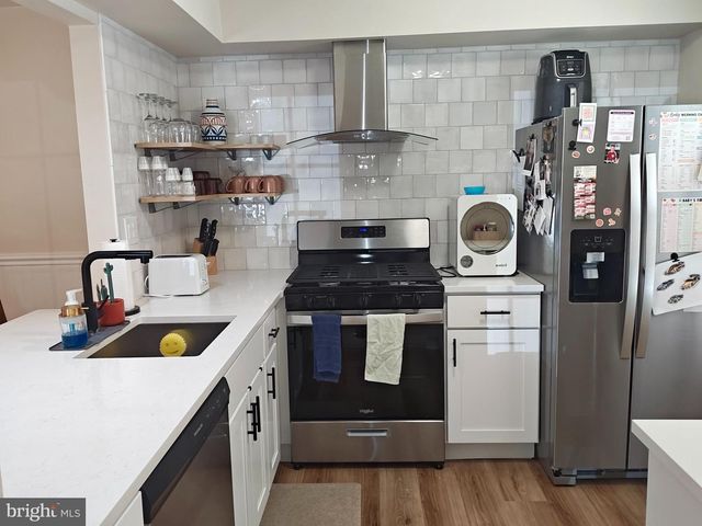 655 YORKSHIRE CT, Sewell, NJ 08080