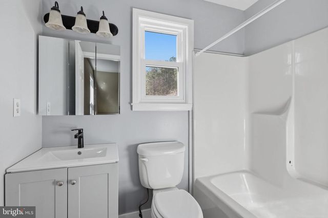 6240 MASSEY RD, Spotsylvania, VA 22551