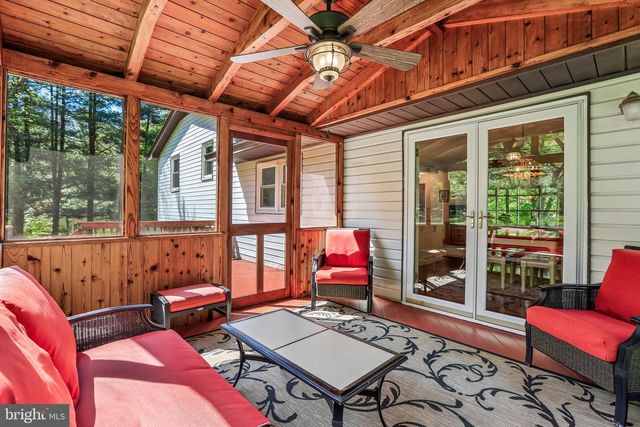 1107 KING ARTHUR CT, Sykesville, MD 21784