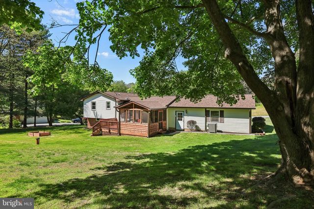 1107 KING ARTHUR CT, Sykesville, MD 21784