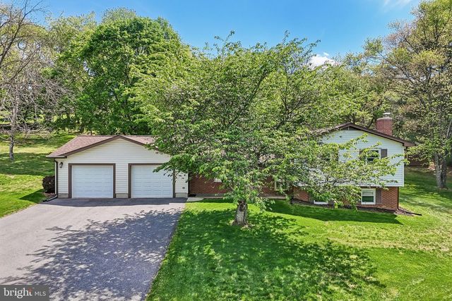 1107 KING ARTHUR CT, Sykesville, MD 21784