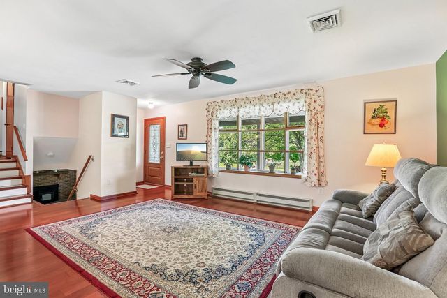 1107 KING ARTHUR CT, Sykesville, MD 21784