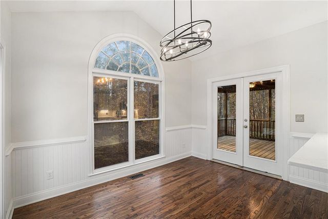 523 Sycamore Point, Woodstock, GA 30189