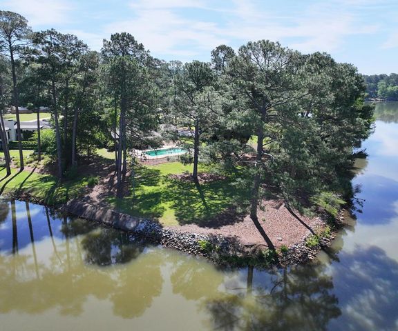 7043 Winthrop Court, Columbus, GA 31904