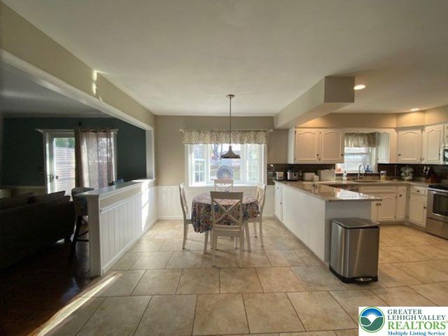 5382 Celia Drive, Lower Macungie Twp, PA 18106