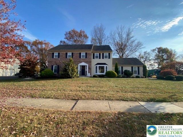 5382 Celia Drive, Lower Macungie Twp, PA 18106