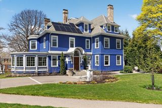 30 Magnolia Rd, Milton, MA 02186