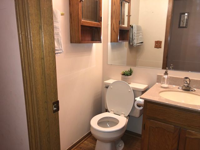 1304 Yorkshire Lane, Carol Stream, IL 60188