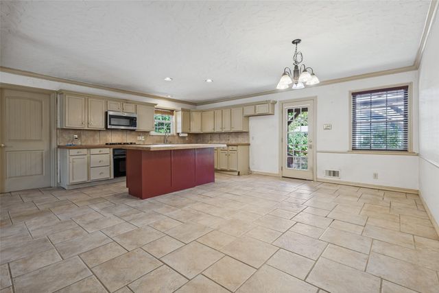 504 Heard Street, Mckinney, TX 75069