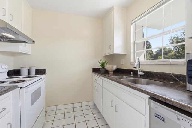 1915 Mount Vernon Court 16, Mountain View, CA 94040