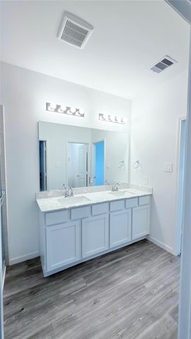 11822 Beachberry Drive, Houston, TX 77034