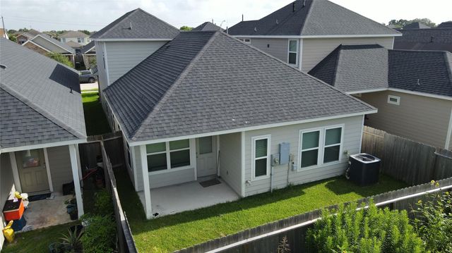 11822 Beachberry Drive, Houston, TX 77034