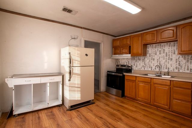 130 Concho Street, Tye, TX 79563