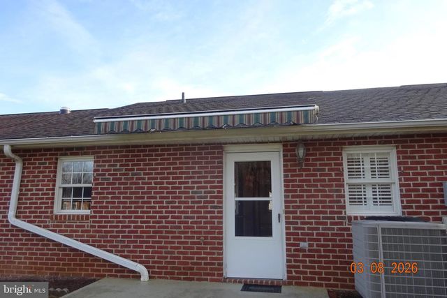 724 FIRESIDE DRIVE, Shippensburg, PA 17257