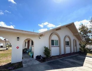 3747 SW Santa Barbara PL 3, Cape Coral, FL 33914