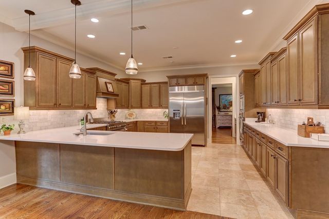 1948 CLARINGTON DR, Germantown, TN 38138