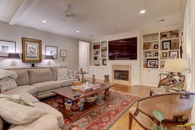 1948 CLARINGTON DR, Germantown, TN 38138