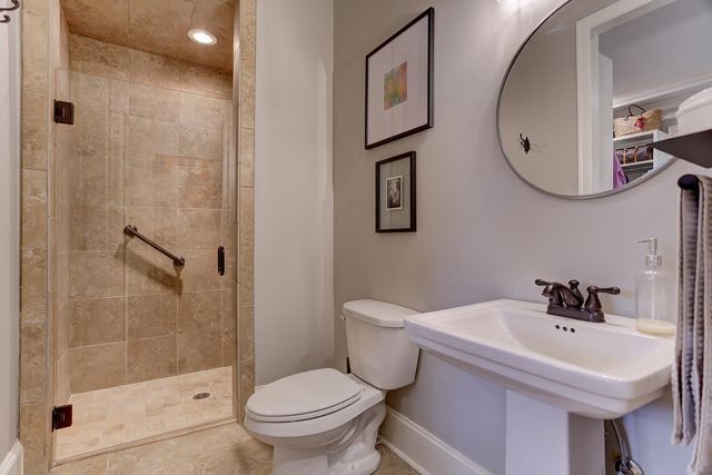 1948 CLARINGTON DR, Germantown, TN 38138