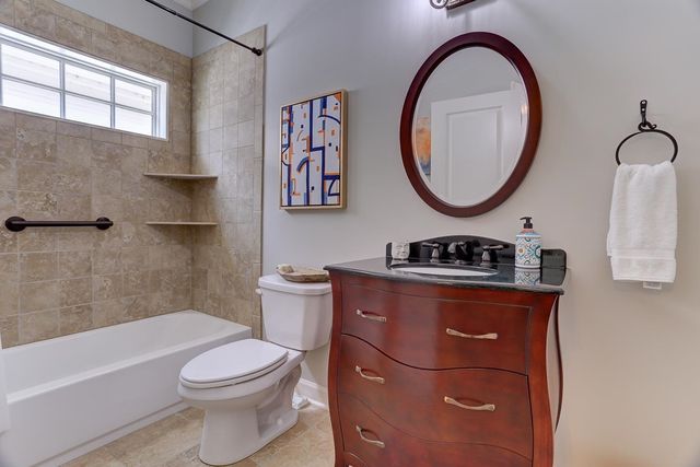 1948 CLARINGTON DR, Germantown, TN 38138